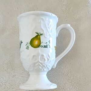 Mikasa Antique Countryside Pear.